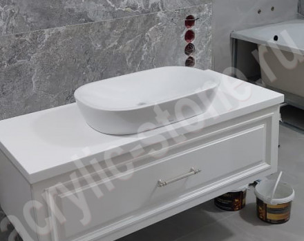 Столешница для ванной из искусственного камня с керамической раковиной LG HI-MACS: фото
