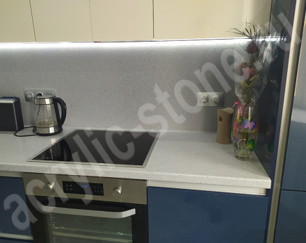 Радиусная столешница и стеновая панель для кухни из искусственного камня  LG HI-MACS: фото